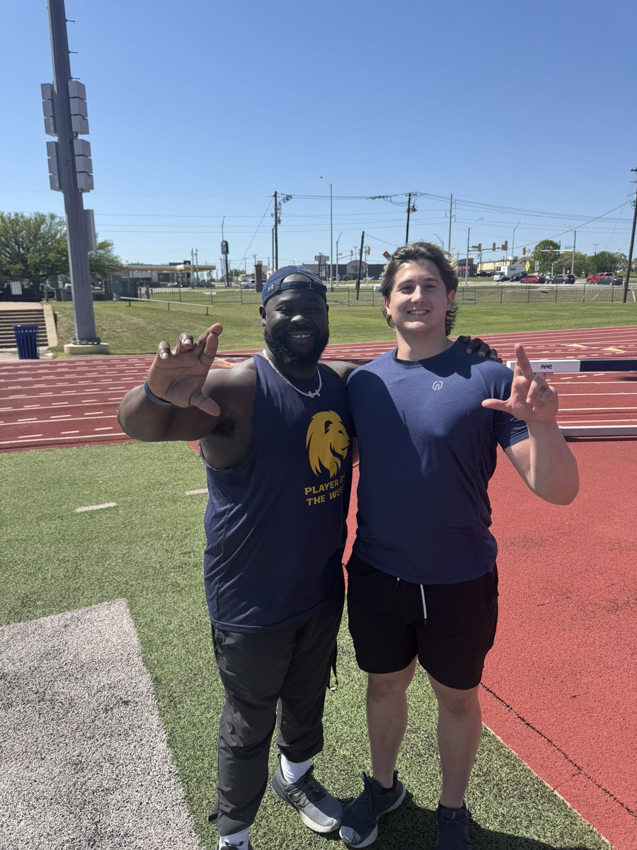 Had an amazing time today at East Texas A&amp;M University’s Spring Game. Thank you <a href="/_coachsmith_/">Coach Mike Smith, M.S.</a> for the invite! #HailET #EYES <a href="/argylegridiron/">Argyle Football</a> <a href="/GEMCLASS_/">G.E.M. Class Recruiting</a> <a href="/theCoachLang/">Ron Lang</a> <a href="/Lions_FB/">East Texas A&M Football</a>