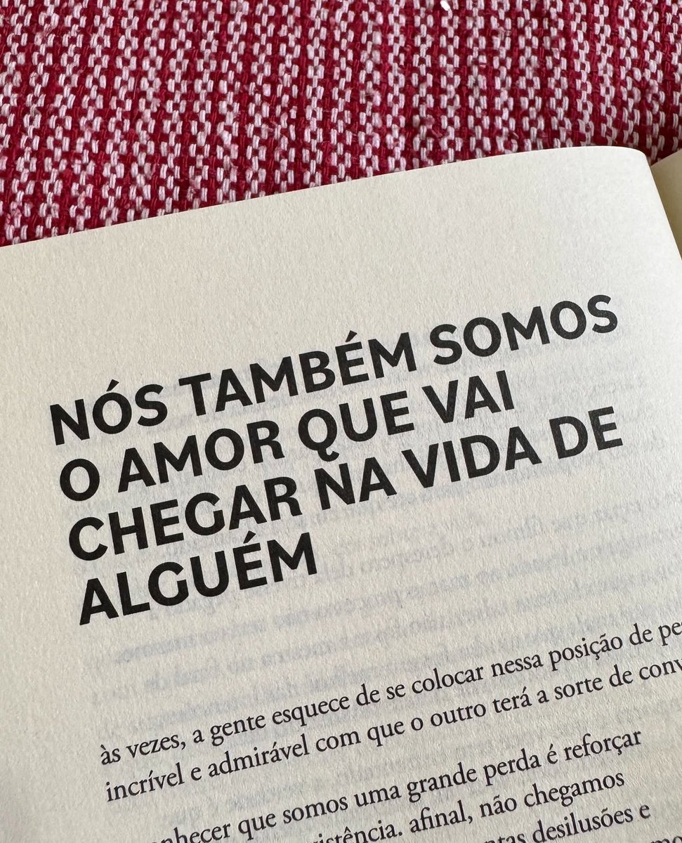 IandeAlbuquerq's tweet photo. do livro: “quero me pedir desculpas por todas as vezes que me culpei quando não era minha culpa.” https://t.co/BtIuVShDll