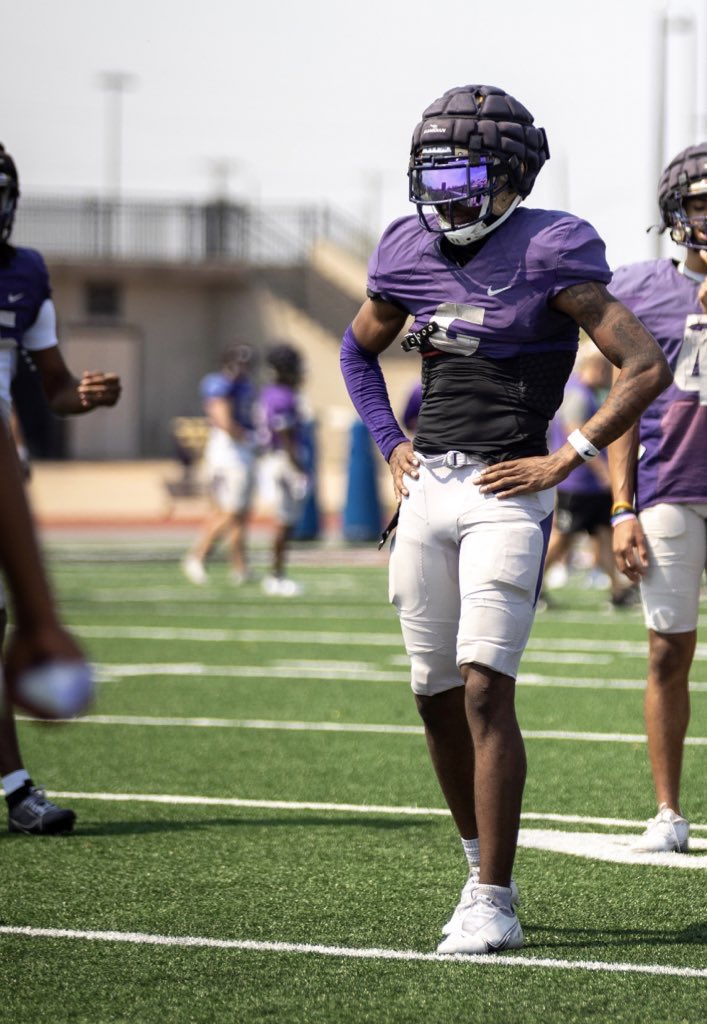 ReedRobinson21's tweet photo. I’m working for change everyday you���ll never see me the same 💯🦍 #Buco https://t.co/Xdo52tKaaZ