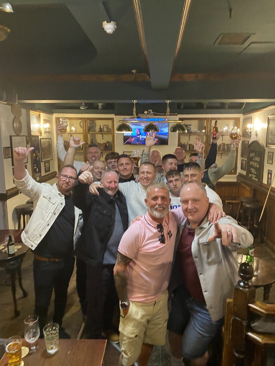 I work with some dull fuckers fact but what a day on the smash 🍻