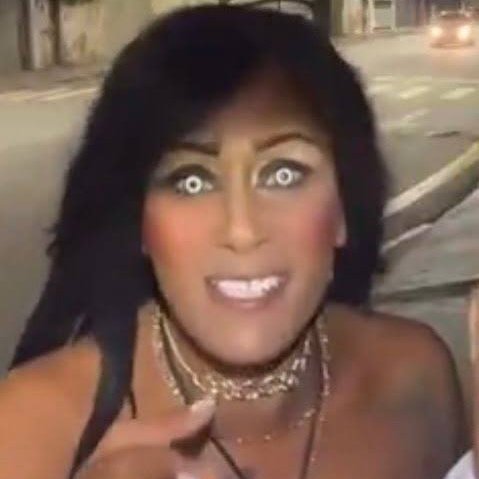 _momospi3's tweet image. a yves me olhando assim ontem scr
(tomei o maior susto da minha vida)