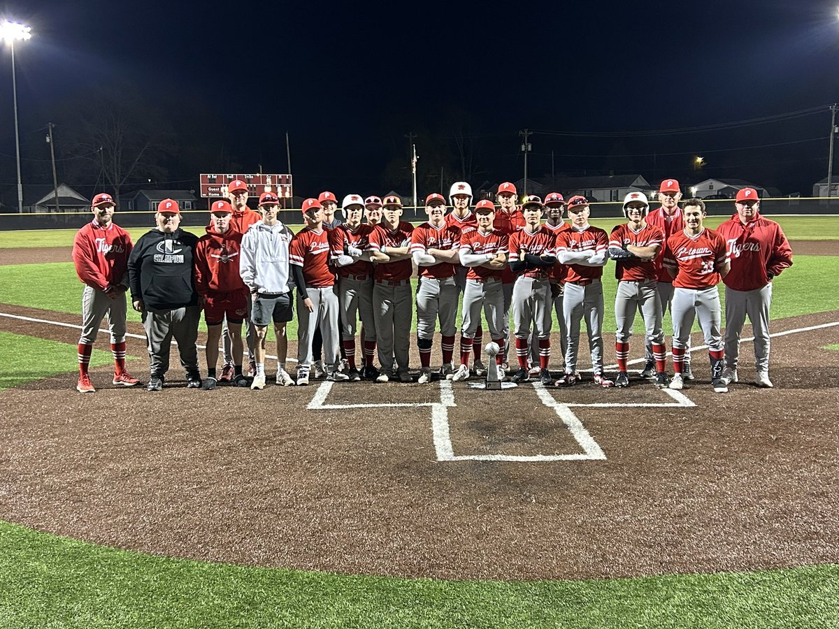 pdcprepsports's tweet photo. Final - 6 Innings: ⚾️

Princeton Community 10
Pike Central 0

Tigers run-rule the Chargers and roll to the PCHS Baseball Invitational title, their second consecutive title in the tournament. 

Ryne Wilhite (@RyneWilhite3) with a 3-run HR for the Tigers. 

#pdcprepsports https://t.co/jiJbKJsr1D