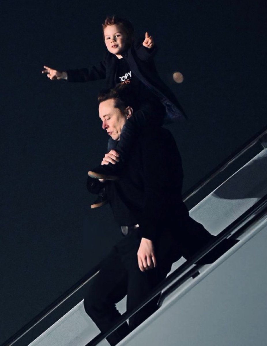 Elon Musk and his Son Lil X are completely taking over the internet right now ❤️