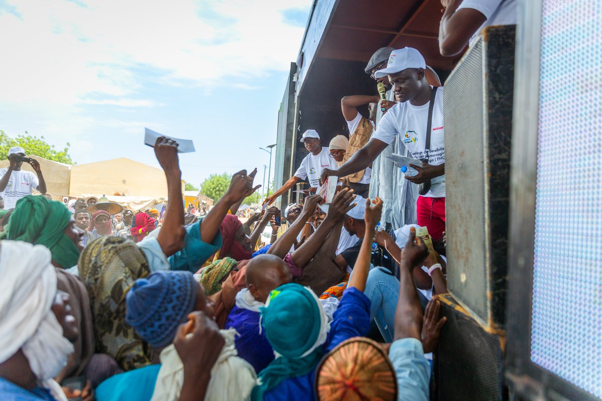 ActionaidSN's tweet image. Dans le cadre de la riposte contre la FHCC (Fièvre Hémorragique Crimée Congo) dans la région de Kaffrine, @ActionaidSN et @CorpsafricaSen ont organisé une caravane de sensibilisation à Diamagadio, Nganda et Kaffrine.  #ThisIsCorpsAfrica
@StartNetwork 
#StartFund
#WeAreActionAid