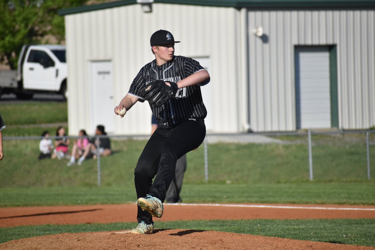 Nearly 100 photos from Wednesday's doubleheader between Franklin and #Robbinsville are now available for purchase at geosnapshot.com/grahamstarspor…. Pictures are just $2.69 each!