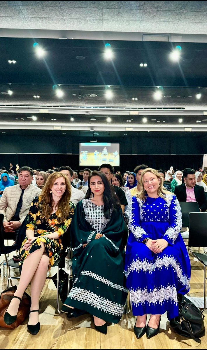 sitarah_m's tweet image. A joyful evening filled with music, dance and heartfelt celebrations of Nowruz and Eid with the Australian Hazara community of Geelong, Victoria, joined by our local members of parliament, wearing traditional Hazaragi dress and scarves.