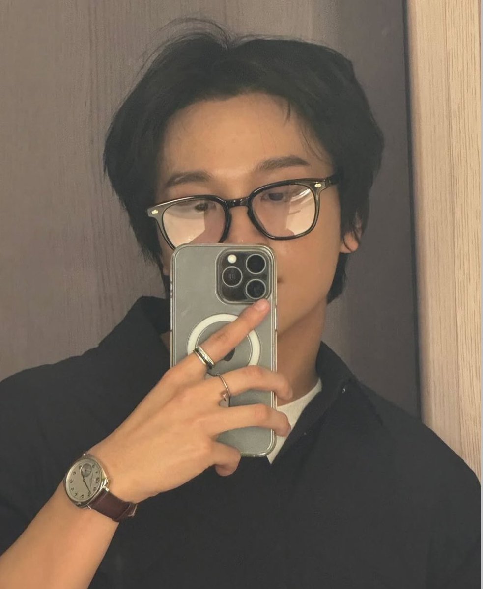 my25thofaugust's tweet image. THIS IS THE MOST INSANE PICTURE THAT HAECHANAHCEAH EVER POSTED