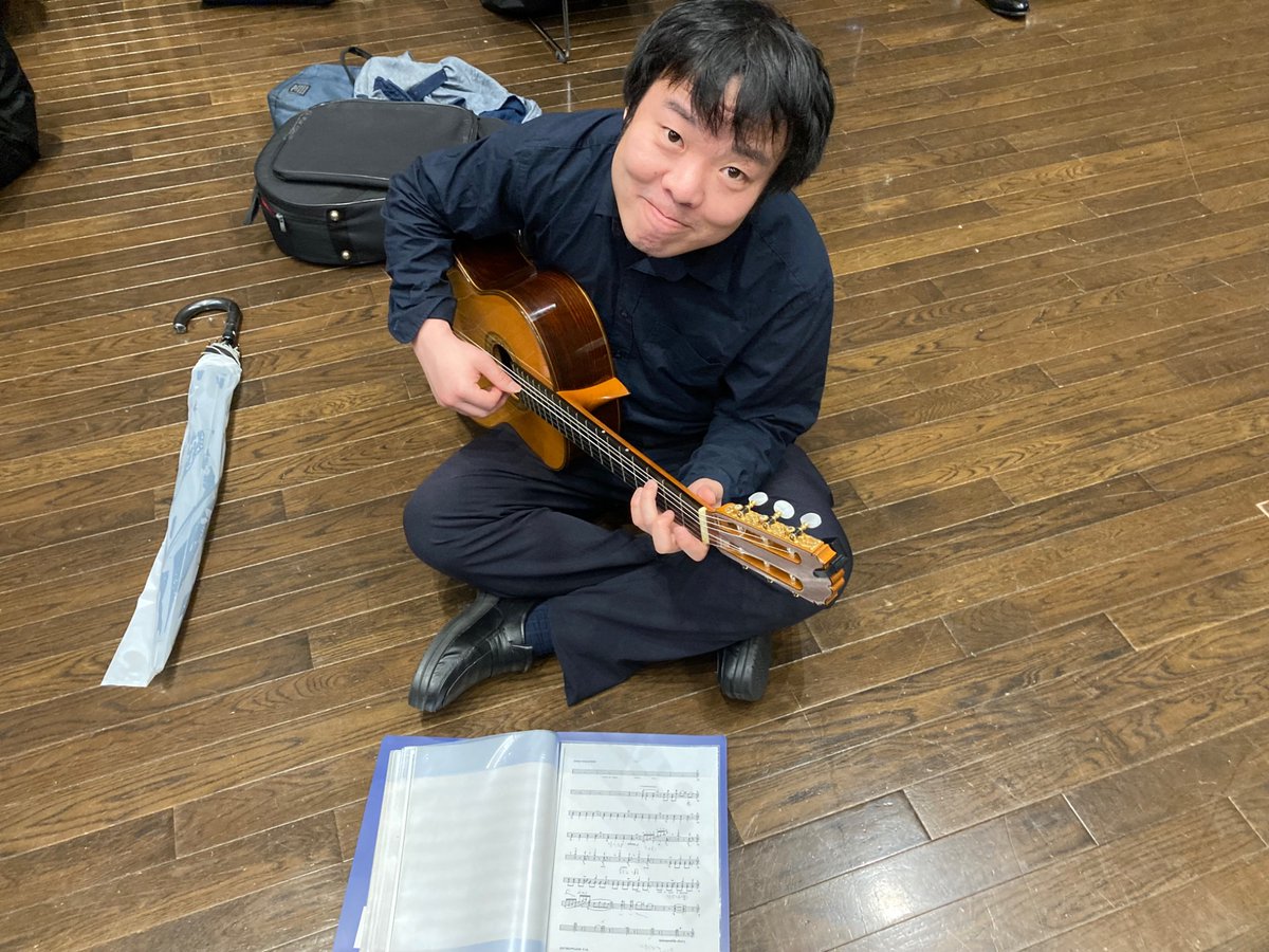 maru8strings's tweet photo. 本日は東海市芸術劇場でJMU中部マンドリンフェスです！⑧ももちろん出演します。 https://t.co/4qQdre2lQE
