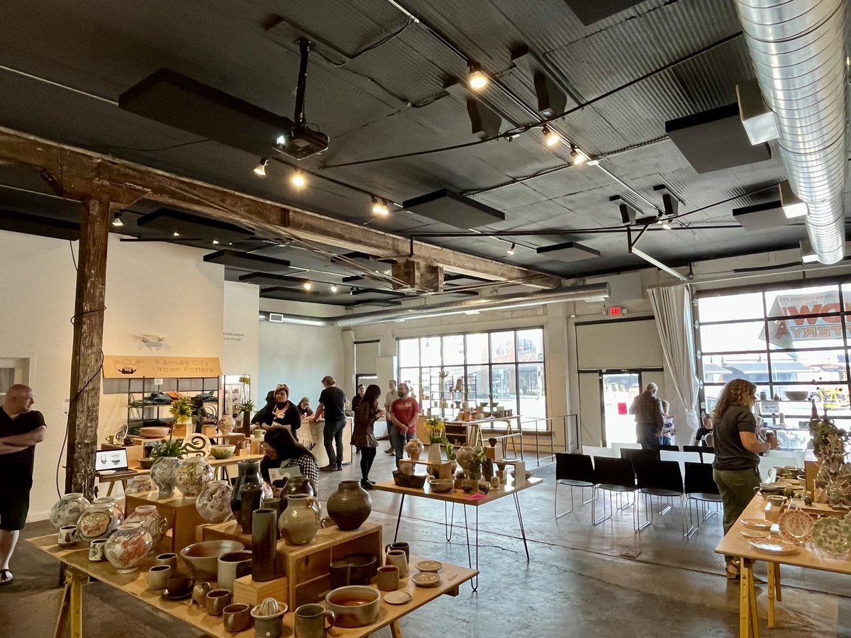 kansascityhello's tweet photo. Had a wheel-y good time at Midwest Pottery Fest! Loved watching @potter._lee and @sweetdestructor throw down &amp; every invited artist was amazing. Thanks to @artskcgo, @brackersclay, @amacobrent, @323clay, and @hey_soolla for keeping things spinning.  #MidwestPotteryFest #KCarts https://t.co/62fcAeuwzl
