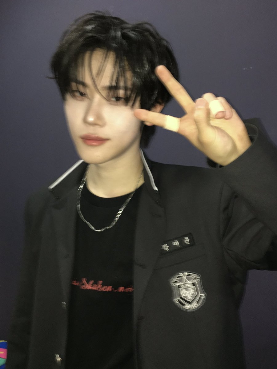 CYE_MEMBERS7's tweet photo. 학교 같이 다녔으면 재밌었겠다

#장여준 #JANGYEOJUN 
#CLOSEYOUREYES #클로즈유어아이즈
#클유아 #CYE https://t.co/FxisxhlrEn