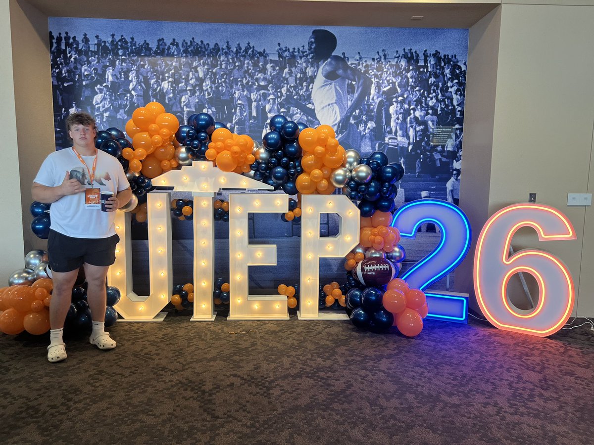 Kolton Dearth (@koltondearth) on Twitter photo Had a great time at <a href="/UTEPFB/">UTEP Football</a> I appreciate y’all inviting me to come out for the junior day
<a href="/CoachSWUTEP/">Scotty Walden</a> <a href="/UTEPCoachCJones/">Chris Jones</a> <a href="/CoachBobbyDaly/">Bobby Daly</a> Had a great time at <a href="/UTEPFB/">UTEP Football</a> I appreciate y’all inviting me to come out for the junior day
<a href="/CoachSWUTEP/">Scotty Walden</a> <a href="/UTEPCoachCJones/">Chris Jones</a> <a href="/CoachBobbyDaly/">Bobby Daly</a>