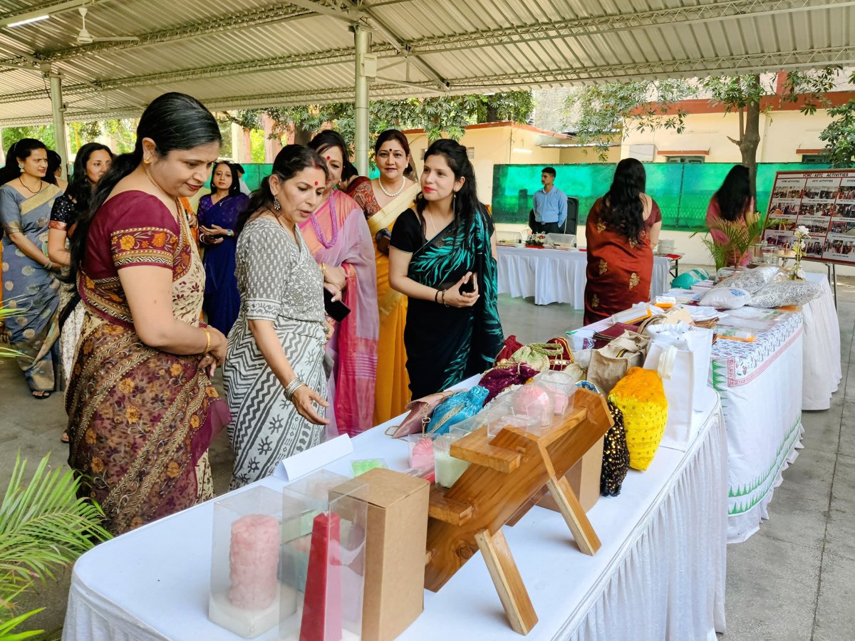 OfficialAwwa's tweet photo. #WeCare
#Motivate_Facilitate_Empower
#Spreading_Smiles_Happiness

Strengthening Bonds, Spreading Awareness

As part of her *ongoing outreach initiative*, #MrsSunitaDwivedi, #PresidentAWWA, engaged meaningfully with #AWWA volunteers and beneficiaries during her visit to #ZonalAWWA at #Jalandhar.

In a heartening gesture, #PresidentAWWA also met and encouraged budding #AWWA_Entrepreneurs, recognising their entrepreneurial spirit as a vital contribution to community empowerment.

Her visit to the Early Intervention Centres (#EIC) included inspiring conversations with couples and parents of children with special needs. She  encouraged parents to take proactive steps in empowering their children.

Later Mrs Dwivedi spent quality time at the Palliative Care Centre , shared warm moments with the elderly residents — a reflection of AWWA’s deep-rooted commitment to dignity, care and inclusivity across generations.

@adgpi
@westerncomd_IA @NorthernComd_IA
@suryacommand @IaSouthern
@SWComd_IA @artrac_ia
@easterncomd @AN_Command @HQ_IDS_India
@DelhiArea_IA @SpokespersonMoD
@DGAFMS_MoD @DIAV20 @AWPOplacement @dgrIndia
@NWWA_INDIANNAVY @IAF_AFFWA
@MoHFW_India @MinistryWCD @MIB_India @MinofDefIndia