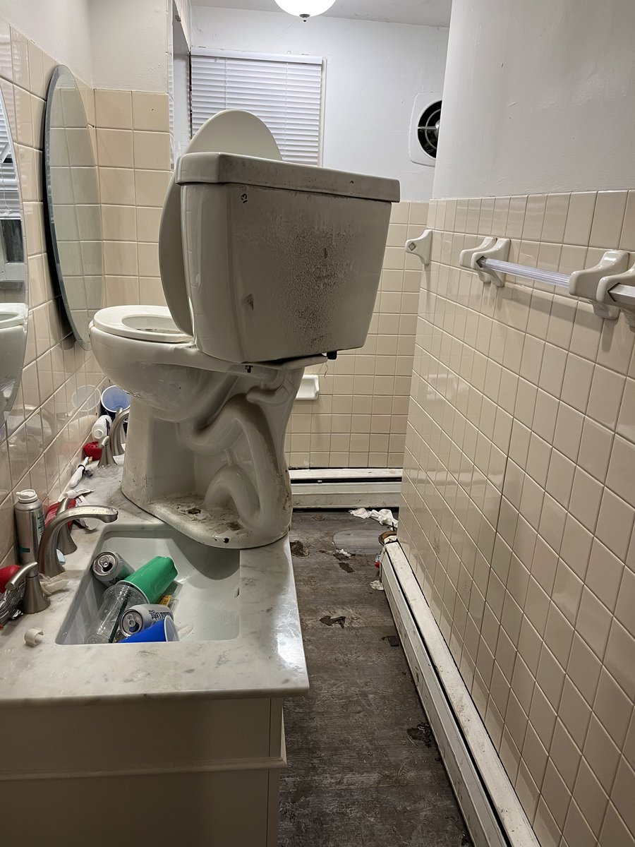 Matt 4 toes tweet media