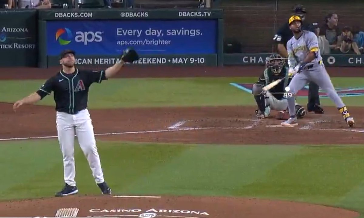 brewrers's tweet image. HANG IT IN THE LOUVRE