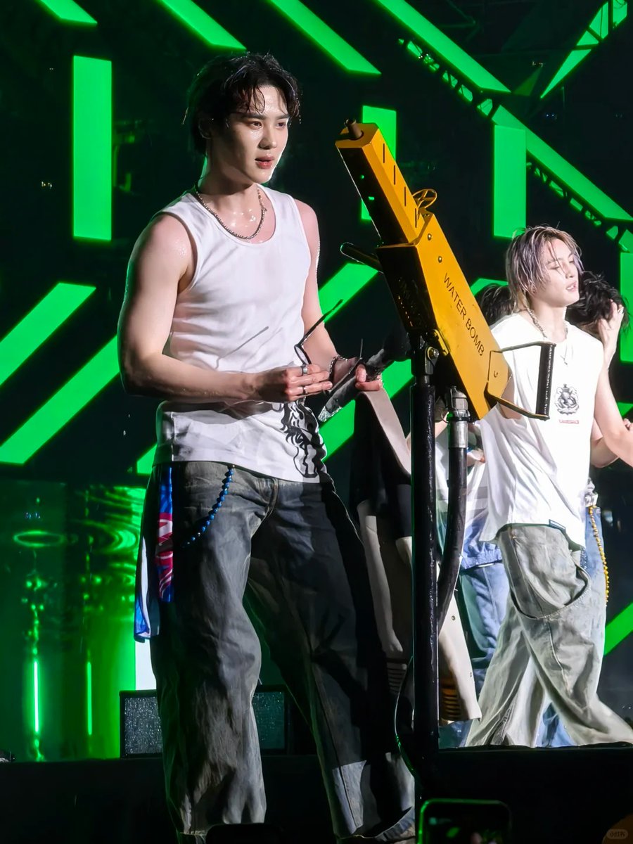 doiekunkun's tweet image. unwell 😩 look at him

cr: 春知