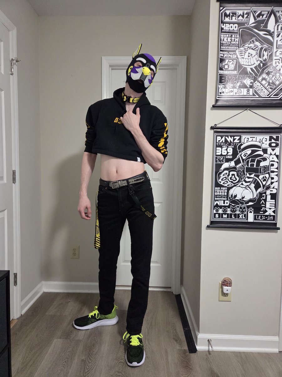 PupArthur1's tweet photo. ⚠️ Caution, I bite. ⚠️
Another outfit for FWA im cooking up.
#pup #pupplay #puplay #gay #gaypup #techwear #club #harness #pupplaycommunity
#puphood #sub #futurepunk #FWA #furry #submissive #FWA2025 https://t.co/Y4LDDhotVD