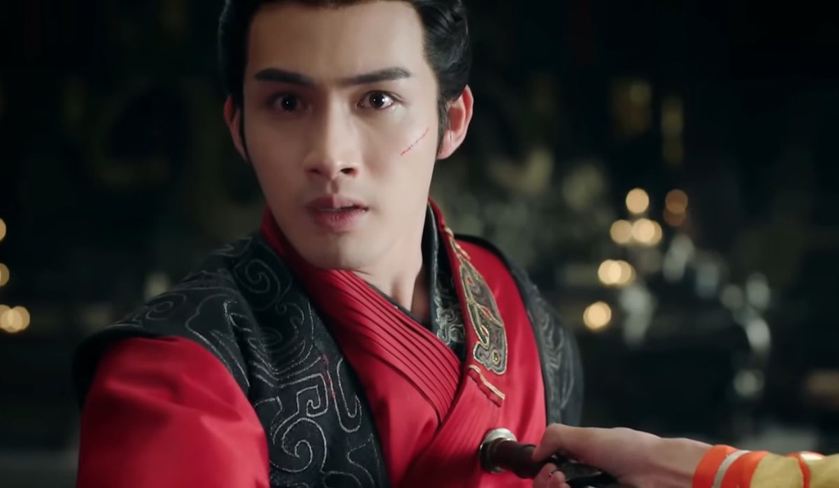 nts_0420yd's tweet photo. He fell for her first but she fell harder. The lack of trust brought this beautiful relationship to this devastating end. He was obsessed with her but she was truly in love.😭
#ZhangBinbin #VinZhang
#Dilraba #Dilireba 
#TheKingsWoman https://t.co/j17UkYO51U