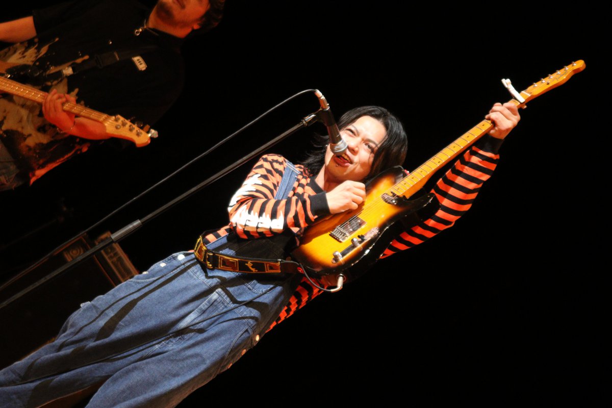 AKI_RRF's tweet photo. 2025/04/12 狛江市　エコルマホール
コマラジ　開局５周年記念 LIVE
そばかすチャーリー
@SOBAKASUCHARLIE
#そばチャ
#コマラジ #狛江市 #FMコマエ
https://t.co/5aKVtY9Syc
ココロにまっすぐコマラジ https://t.co/FUeprH6pEy