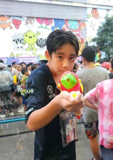 สาดน้ำมาทำไม สาดใจมาดิค้าบบ ปิ้วๆ >< 💦💪🏻
(( #shane_tnp #SkyPhaSith ))