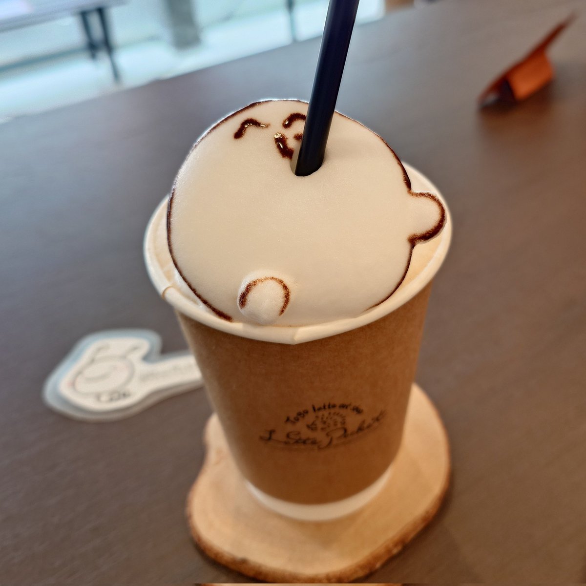 LattePocket2023's tweet photo. 本日のむにむにアート
『胃カメラをうけてるらっだぁさん』 https://t.co/XfmK8imWwg