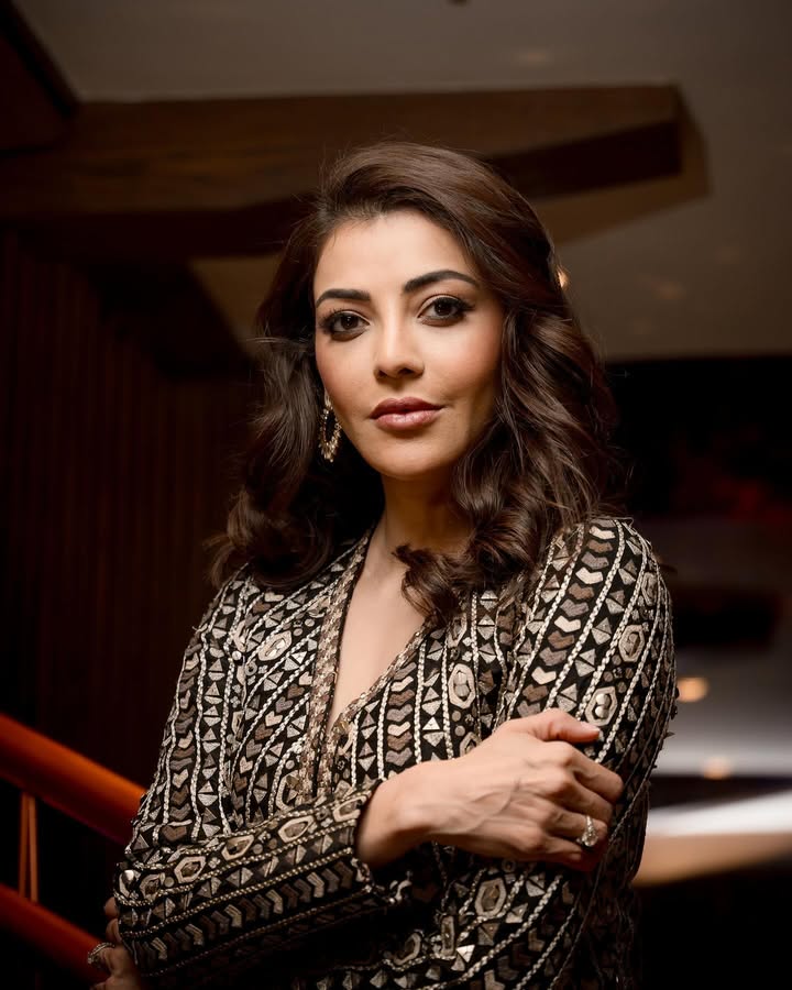 actressmeena26's tweet photo. 🎯 #KajalAggarwalThread

#KajalAggarwal https://t.co/oHvUcShwYw