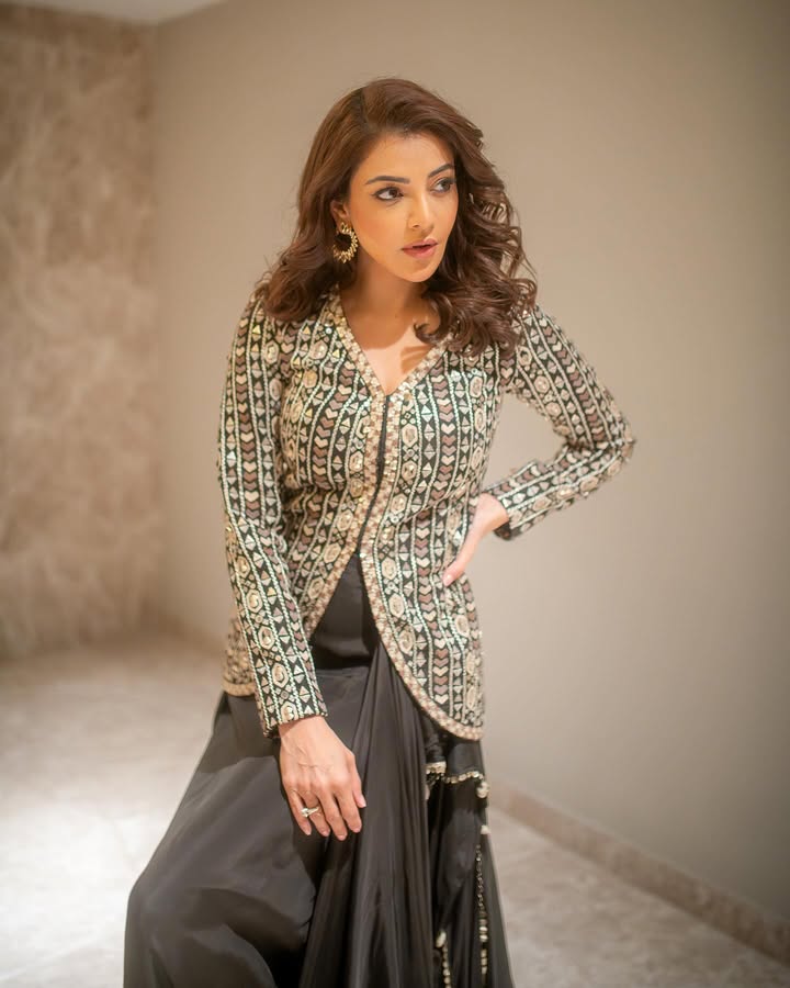 actressmeena26's tweet photo. 🎯 #KajalAggarwalThread

#KajalAggarwal https://t.co/oHvUcShwYw