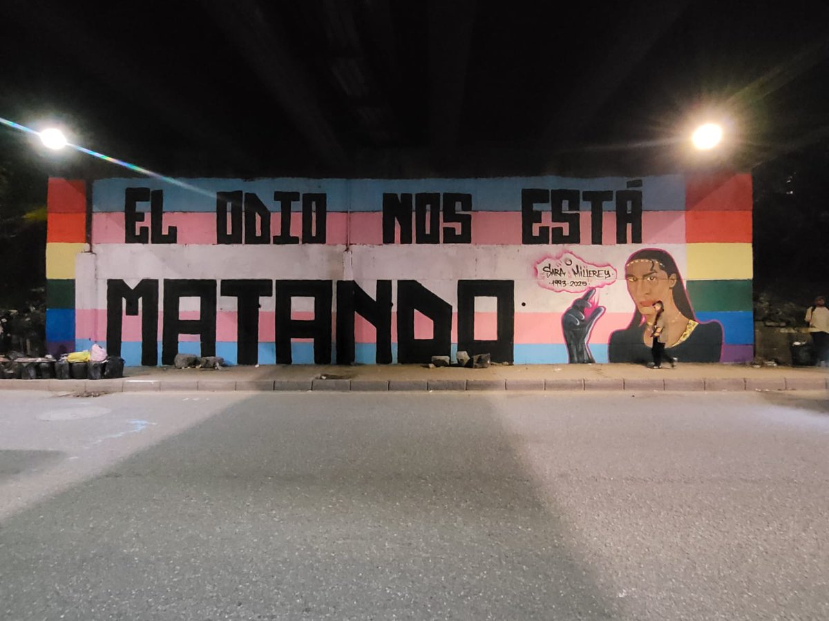 GDHMED's tweet photo. Acompañamos la jornada de manifestación social y cultural en los Bajos del Puente de Solla, en homenaje a los asesinatos en Bello y otros municipios de Antioquia contra la Población LGBTIQ-OSIGEGD, el mensaje es claro #ElOdioNosEstaMatando, jornada pacífica totalmente. https://t.co/8RGBJU7QzH