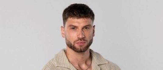 ladymoskigna's tweet photo. A quién tendría que brindarle mí apoyo y por qué?? 

♥️LIKE TATO 

🔄RT CHIARA 

DEJO ENCUESTA Y JUSTIFIQUEN UNA RESPUESTA COHERENTE 
#GranHermano https://t.co/twutoE4l2l