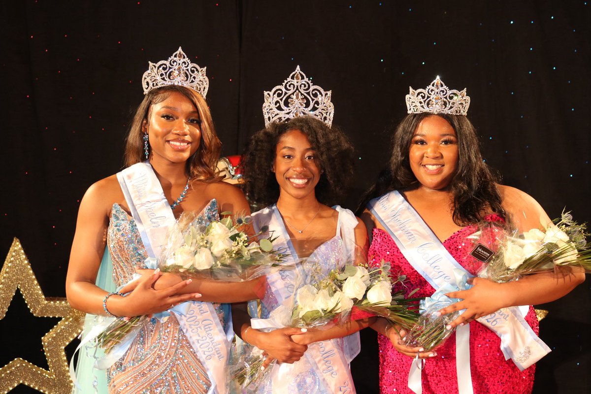 SpelmanCollege's tweet photo. Congratulations to our newly crowned Miss Spelman 2025-2026, Taylor Mills! We also celebrate our First Attendant, Chelsea Benton, and Second Attendant, Aziyah Harps. Read more: https://t.co/clChON6IQL https://t.co/ziLqQ4DcAc