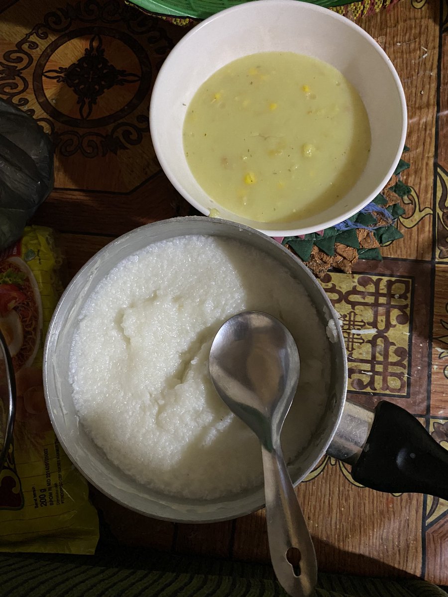 enekkk tiap hari makan nya kalo ga bubur ya cream soup, gt aja trs sampe gumohh