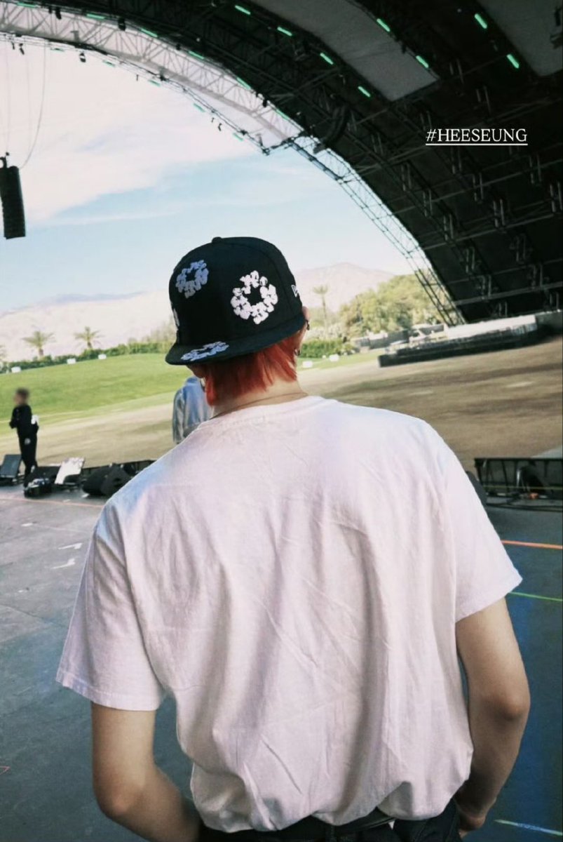 lhschinabar's tweet photo. It's todayyyyyy! Wish you light up the stage our brightest Ace

HEESEUNG IGNITES COACHELLA
#CoachellaHeeseungFever
#ENCHELLA #ENHYPEN #COACHELLA2025 https://t.co/t2qzwyNp8h