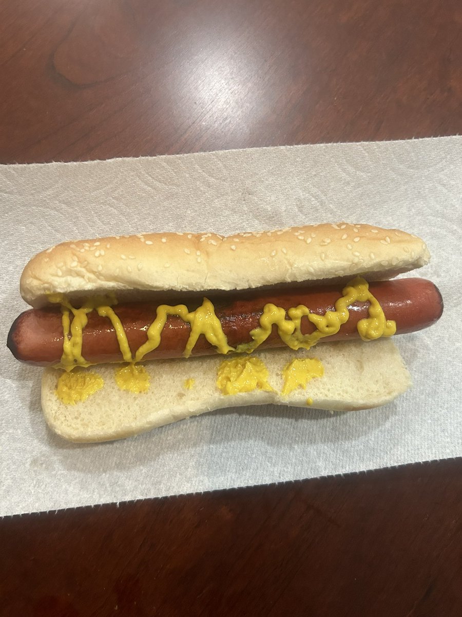 poputJAY's tweet image. Mmmmmmmmm 8 inches of meaty goodness #dinnerofchampions 😋