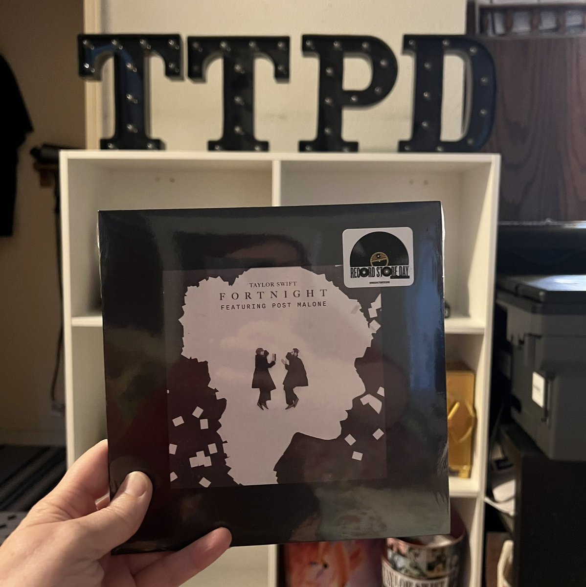 Jen⸆⸉ ❤️🔥 dancing through the lightning strikes tweet media