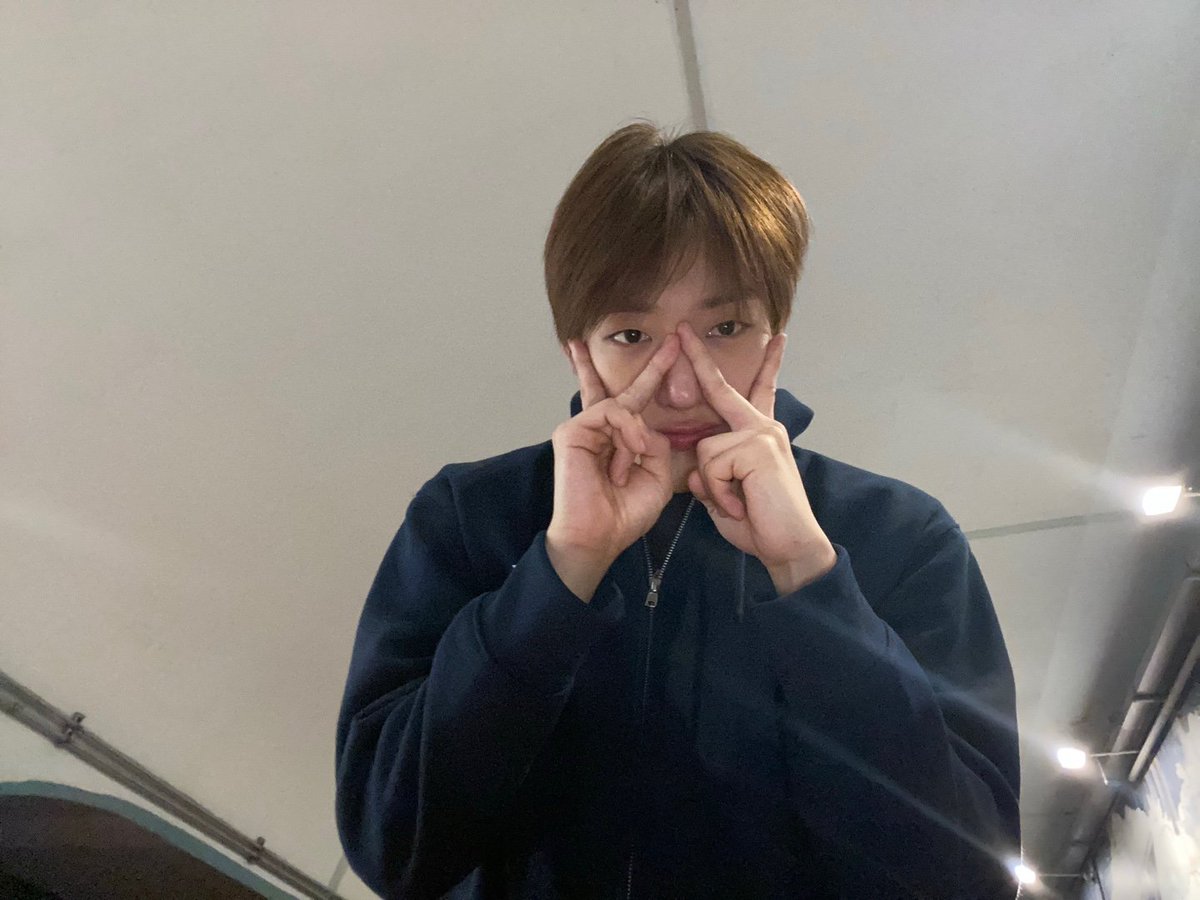 jangyoonism's tweet photo. GOOD MORNING ITS YOUNGTAEK'S BIRTHDAY! 🥳🎉🎂🐥💛
HAPPY TAG DAY!
#Our_Little_Chick_TAG_Day
#Dear_영택__상처입고_넘어져도_너는_니스만의_오아시스야💛 https://t.co/0F4PBm22Hb