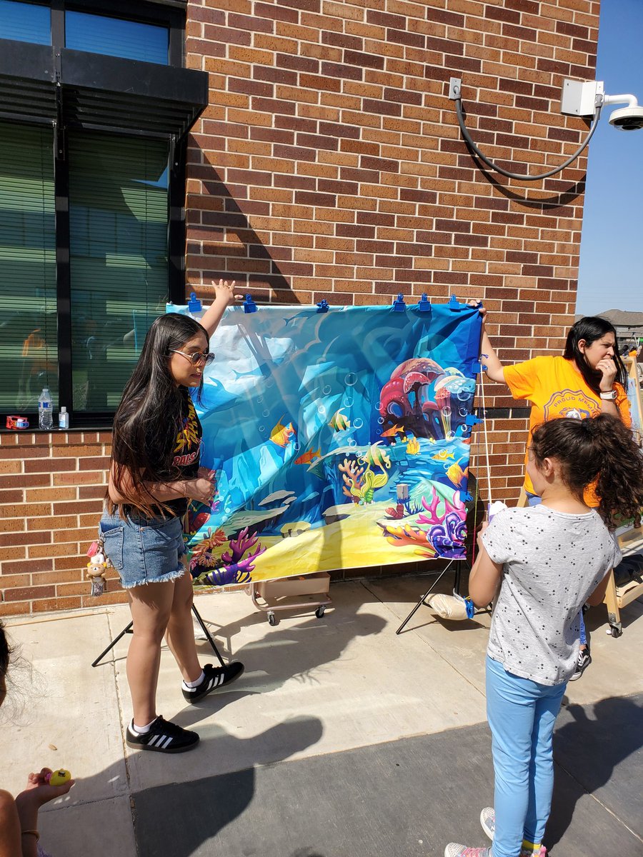 Forest Barrs-Barrett (@barrsforest) on Twitter photo Thank you CY-Lakes PALS for volunteering at Brosnahan's 2nd Annual Spring Carnival. We enjoyed spending our Saturday with each of you. <a href="/CyLakesPALs/">CyLakes PALs</a> <a href="/BrosnahanES/">Brosnahan Elementary</a> Thank you CY-Lakes PALS for volunteering at Brosnahan's 2nd Annual Spring Carnival. We enjoyed spending our Saturday with each of you. <a href="/CyLakesPALs/">CyLakes PALs</a> <a href="/BrosnahanES/">Brosnahan Elementary</a>