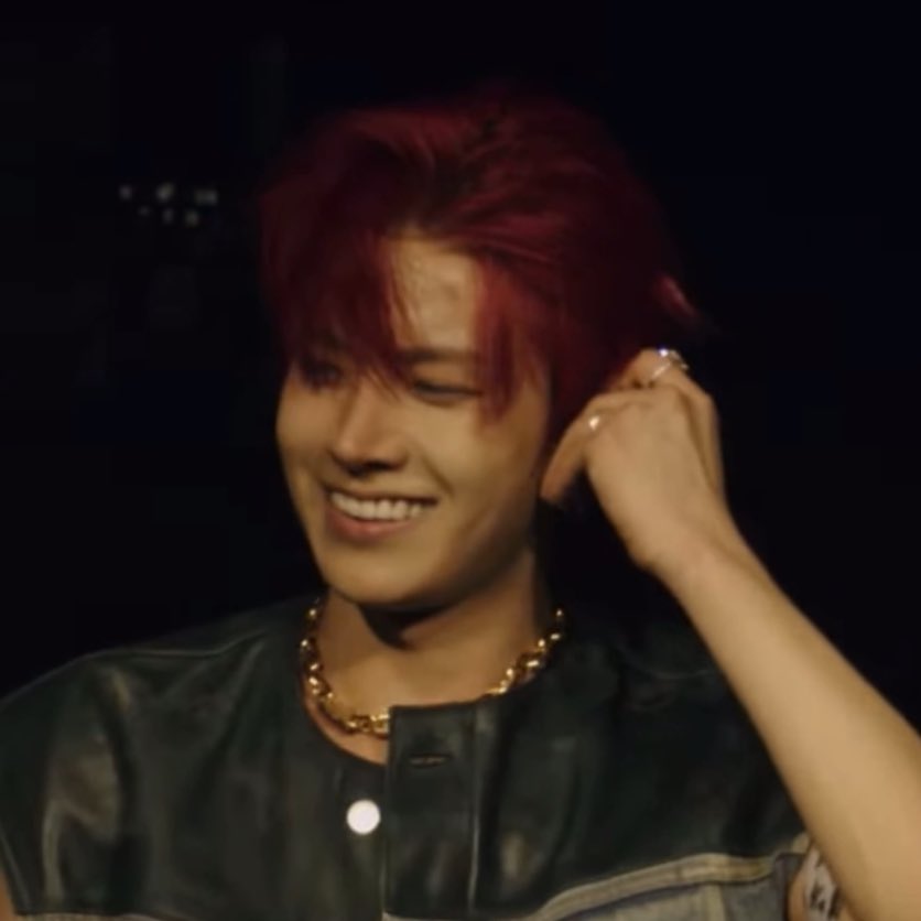 lhslovespace's tweet photo. heeseung’s so damnn fine i cannot https://t.co/MZTUQaBQYa