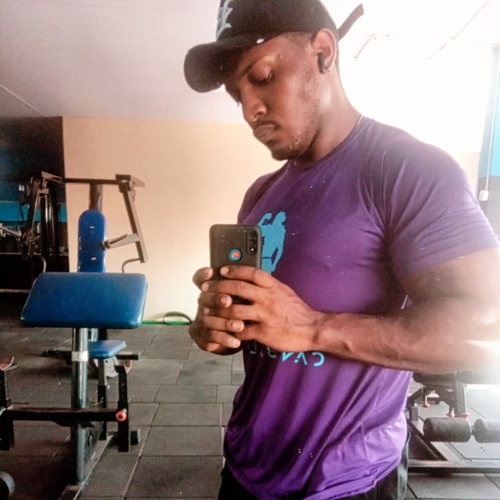 euadrianoblack's tweet photo. Eu sei... Sou o pretão que te deixa babando.

#BDSM @RT4MastersBR2  #Master #ALPHA #Findom #FindomGod #CashFag #CashMaster https://t.co/yGHtYAzWJE