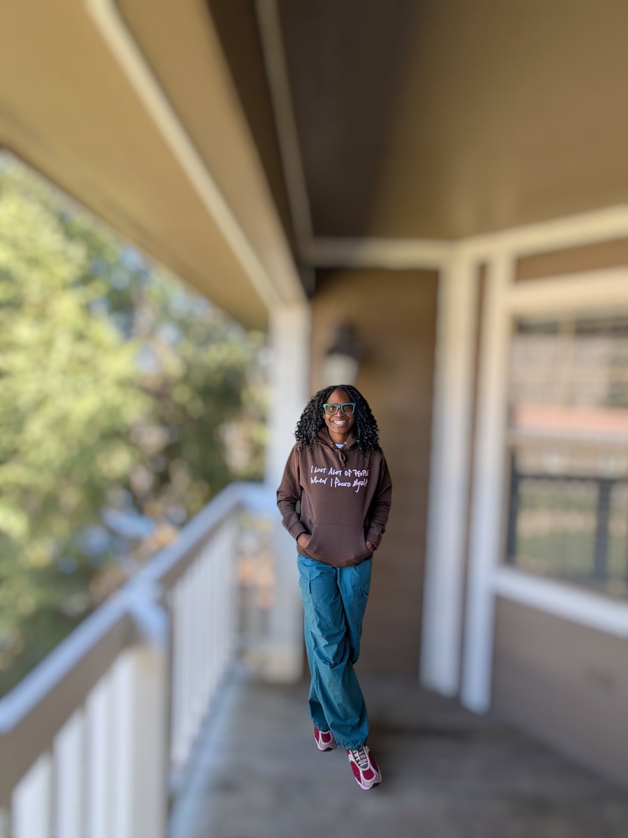 amcmath04's tweet photo. Lost & Found x No Shoes in the House = Perfection
#KOTD #Saucony #Matrix #JaeTips #undssaturday #ashwithkicks #wearyourkicks #yourkicksaredope
Hoodie@ @JBfromchicago
Shoes @JaeTips x @saucony https://t.co/FvIVlIIGT3