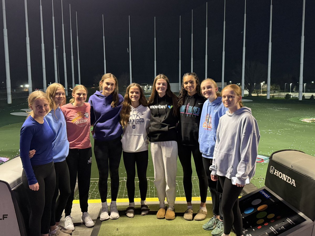 Fun team team night at Top Golf #dlhfamily #theshorts #season40