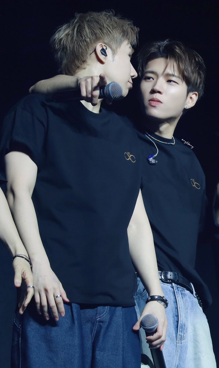 may66may's tweet photo. 250412 15주년 콘서트  <LIMITED EDITION -ENCORE>🇰🇷 DAY1

🐹😐? 

#김성규 #성규 #남우현 #우현 #인피니트 #INFINITE #15TH_ANNIVERSARY_CONCERT
#LIMITED_EDITION_ENCORE https://t.co/dFlGP5QUCN