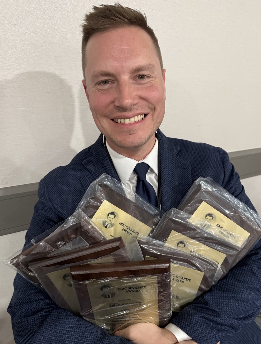 WOW! Northern News Now is coming back with an armful of Eric Sevareid awards, including the Award of Merit! Included is a picture of our fellow Gray TV Stations that received awards. Congrats to everyone on their hard work!