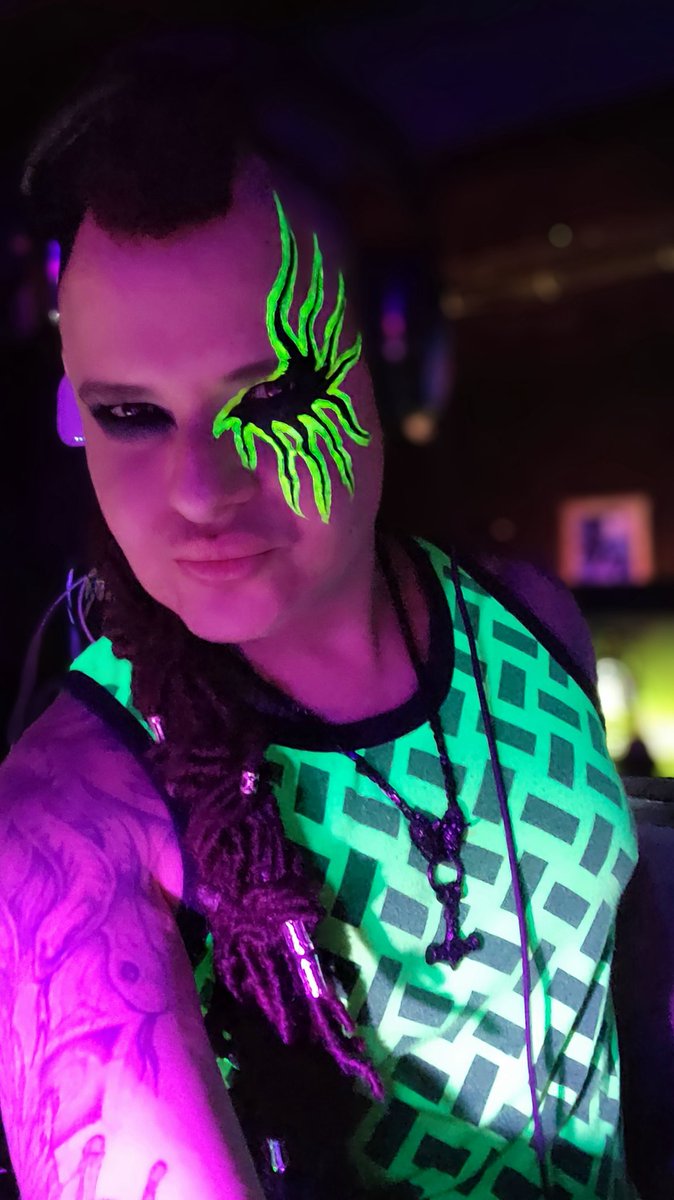 DJNinaFlowers1's tweet photo. Ready for Furball Glow at Legacy! To a fun time ๐ป ๐ โ๏ธ ๐ฅ ๐
#tonight #legacyboston #furballnyc #ninaflowers #djninaflowers #rupaulsdragrace #rupaulsdragraceallstars #circuit #circuitparty #music #party #glowparty https://t.co/HDcXFC0o7j