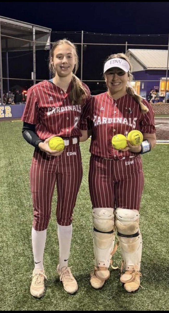 ShelbeeGros2027's tweet photo. Our team has won the last 7 games and are bats have been on fire. This has been such a fun year with one game left in the season before playoffs! Pitched 25 innings this week, 40 K’s, 3 ER, and an era .840. I now have 221 K’s this season!!Thanks Bree for being a rock back there for me! @CoachJenFuller @BethTorina @UACoachMurphy @ShelbiSunseri @SoftballDown @Softball_La @SBLive_LA @MikeCoppage1 @la_techSBCoachT @LCU_sftball @molly_fichtner @CoachRonFrost @e_newellcoach @United16u @UNITED_18U @ExtraInningSB @SBRRetweets @LegacyLegendsS1 @LSUEBengalsSB @coachjanelhayes