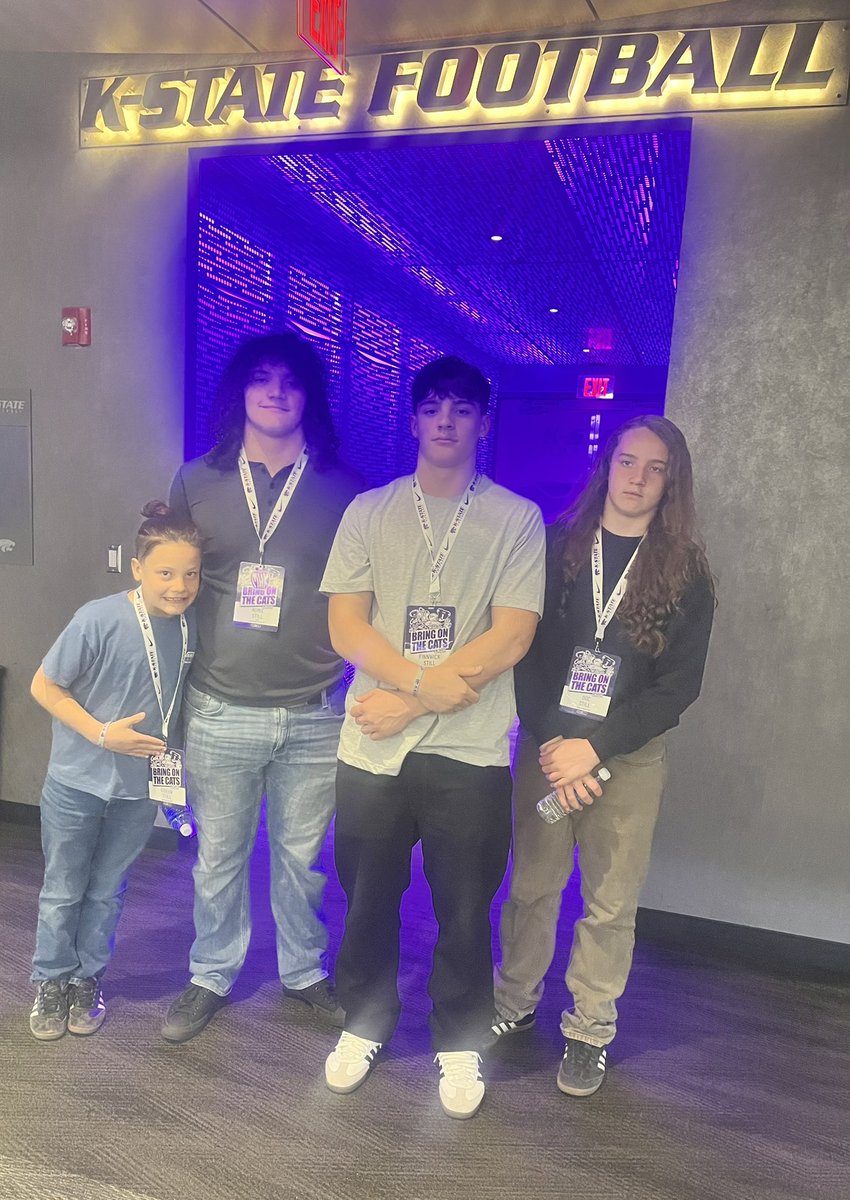 Romie Still (@romiestill) on Twitter photo My family and I had a great visit to <a href="/KStateFB/">K-State Football</a> ! Thank you so much to <a href="/hjacobs67/">Hank Jacobs</a> for the invitation. I had some great conversations today and enjoyed getting to experience the atmosphere and energy in Manhattan. <a href="/spedbraet/">Taylor Braet</a> <a href="/CoachMikeTui/">Mike Tuiasosopo</a> <a href="/CoachBrianLepak/">Brian Lepak</a> My family and I had a great visit to <a href="/KStateFB/">K-State Football</a> ! Thank you so much to <a href="/hjacobs67/">Hank Jacobs</a> for the invitation. I had some great conversations today and enjoyed getting to experience the atmosphere and energy in Manhattan. <a href="/spedbraet/">Taylor Braet</a> <a href="/CoachMikeTui/">Mike Tuiasosopo</a> <a href="/CoachBrianLepak/">Brian Lepak</a>
