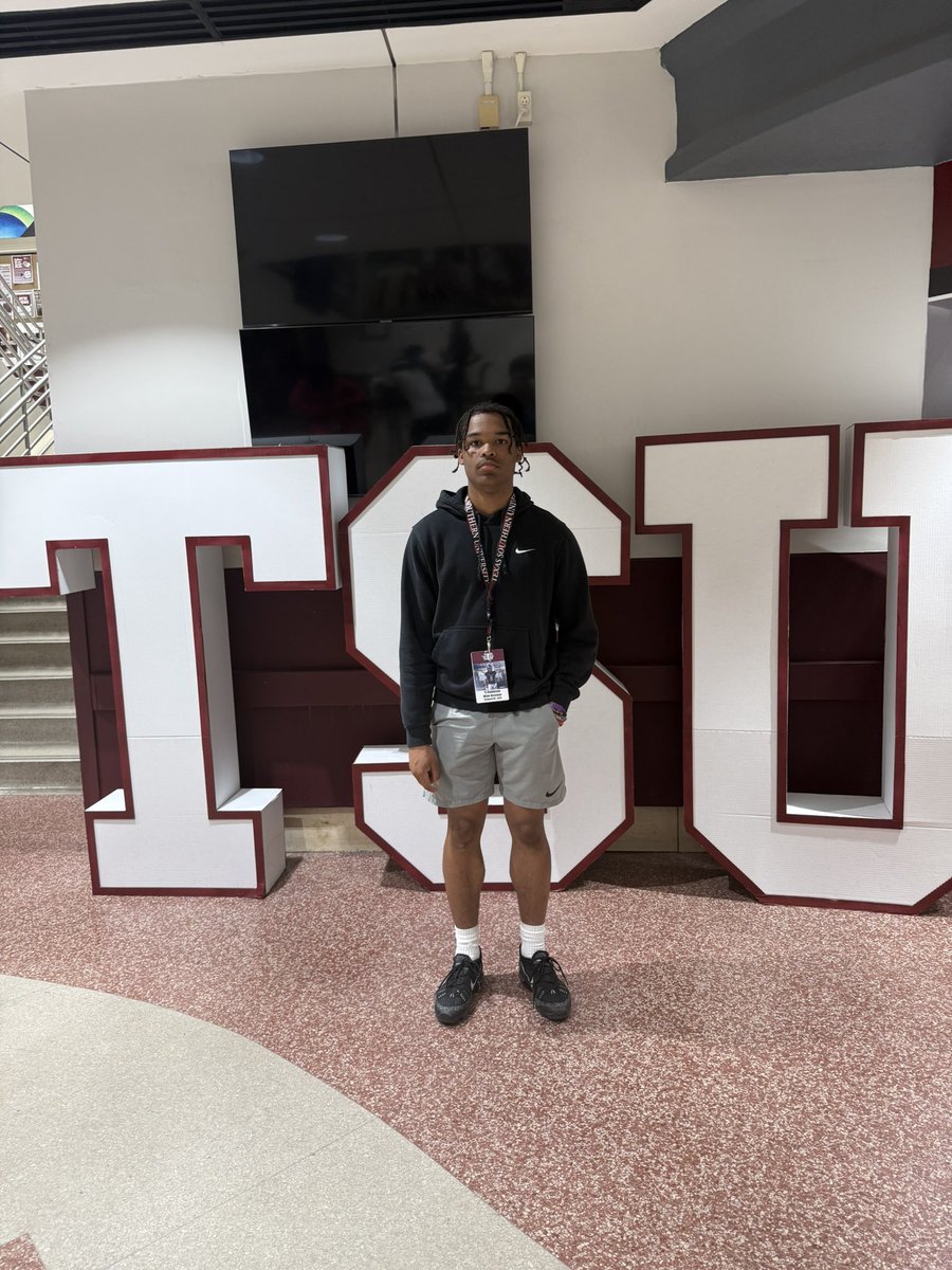 TJ Robinson (@tj_robinson17) on Twitter photo Really enjoyed my time at Texas Southern University great experience!!! and thank those guys for having me <a href="/TSUFootball/">Texas Southern Football</a> #GoTigers <a href="/StratfordFB1/">Stratford Spartan Football</a> @HTE7v7 Really enjoyed my time at Texas Southern University great experience!!! and thank those guys for having me <a href="/TSUFootball/">Texas Southern Football</a> #GoTigers <a href="/StratfordFB1/">Stratford Spartan Football</a> @HTE7v7