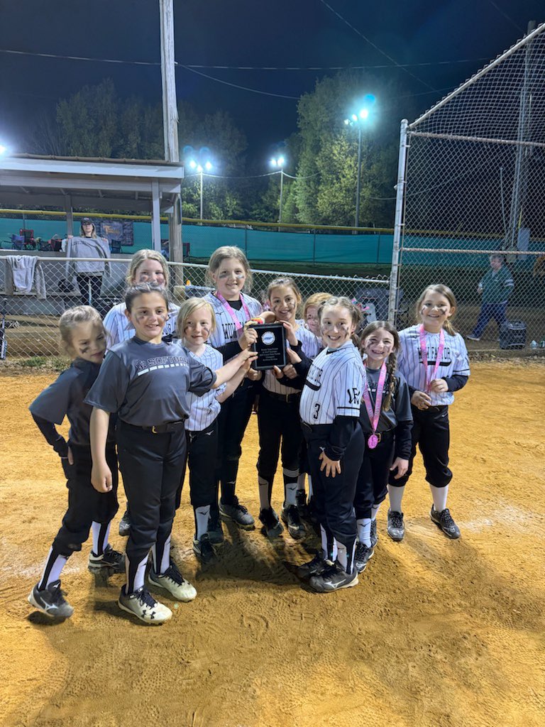 Wow Factor Tennessee 8U goes 3-1 on the day. Wins the silver bracket of the Coach Pitch World Series at Badgett Fields. Congrats girls! We are so proud of you!