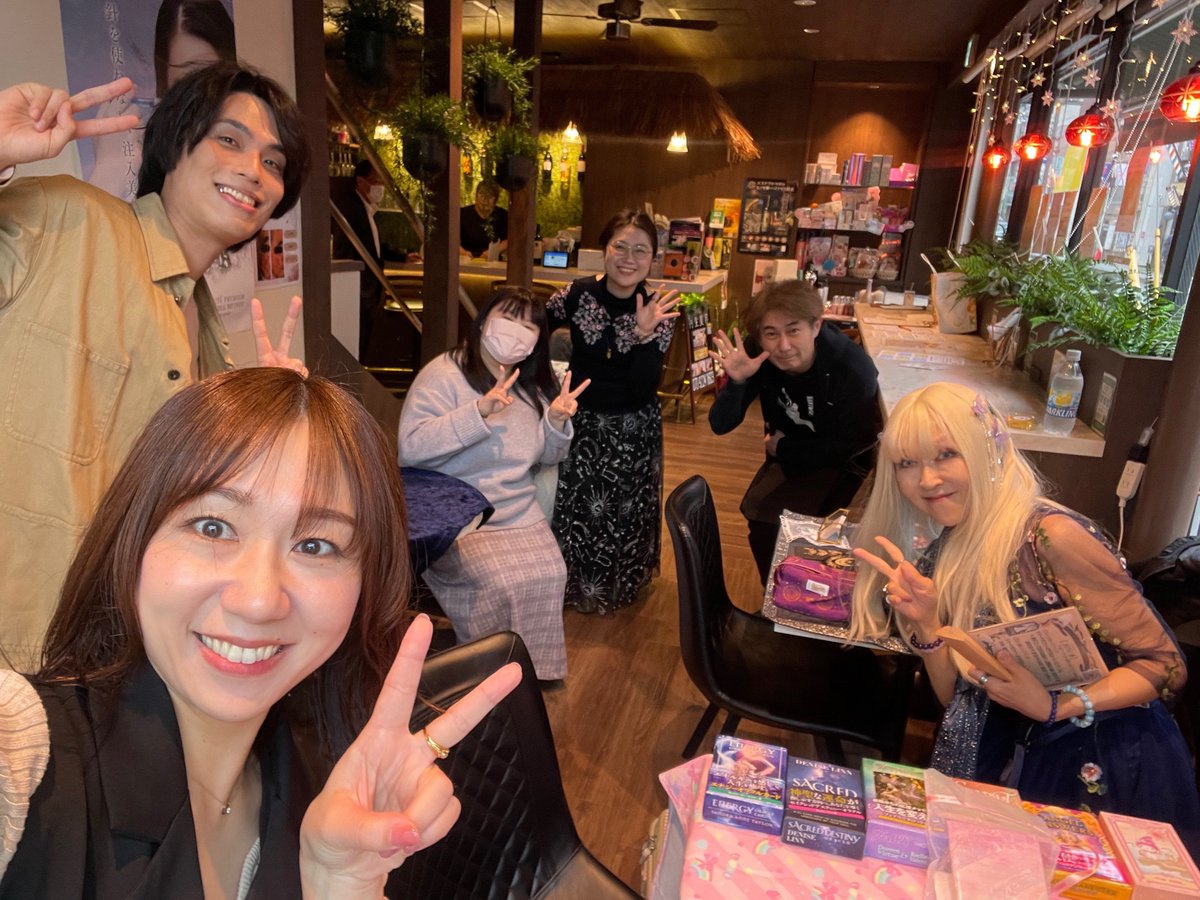 占いイベントまもなくスタートします‼️
ぜひ遊びにいらしてください🌟