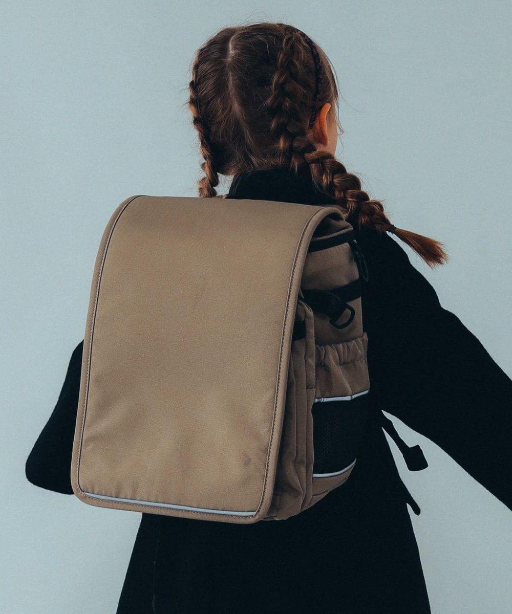 FREDRIK PACKERS × こども ビームス〉 小学生の通塾やセカンド