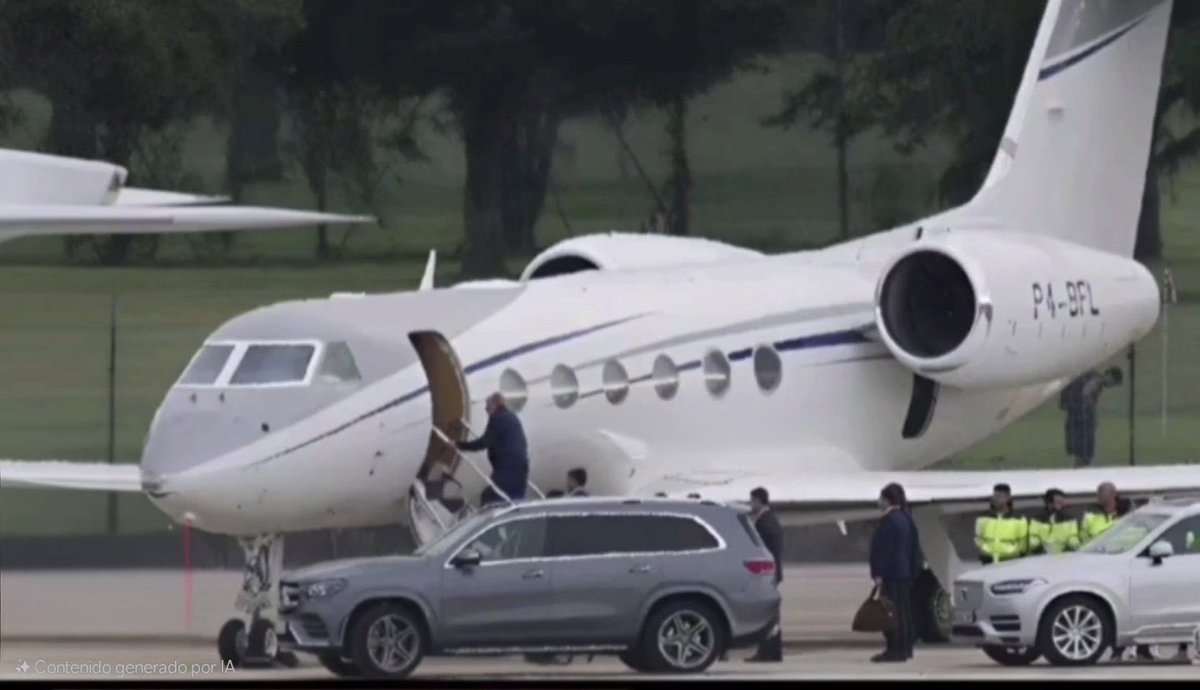 Es lógico que a López Obrador se le viera hoy usando avión privado, si salió de la presidencia podrido en dinero.
Por ejemplo, sacó 157 mil millones de pesos del Fondo para atender cáncer y otras enfermedades de los más pobres del país. La lana pasó a la Tesorería. Allí se le