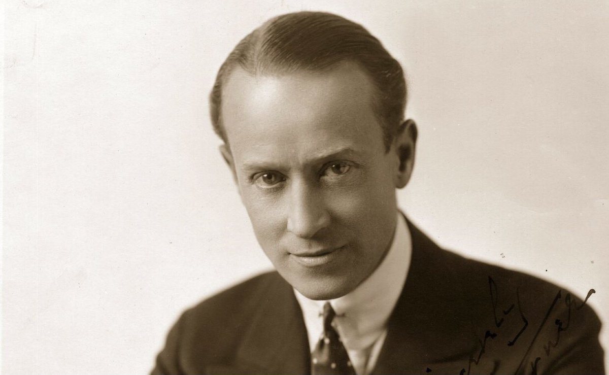 ridethepastlane's tweet image. H. B. Warner was a classic film actor who had a small appearance in the exodus part of The Ten Commandments (1956). He is often remembered as Mr Gower in It’s a Wonderful Life (1946). #TheTenCommandments